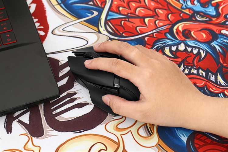 Chuột Bluetooth Gaming Razer Basilisk x HyperSpeed Màu Đen