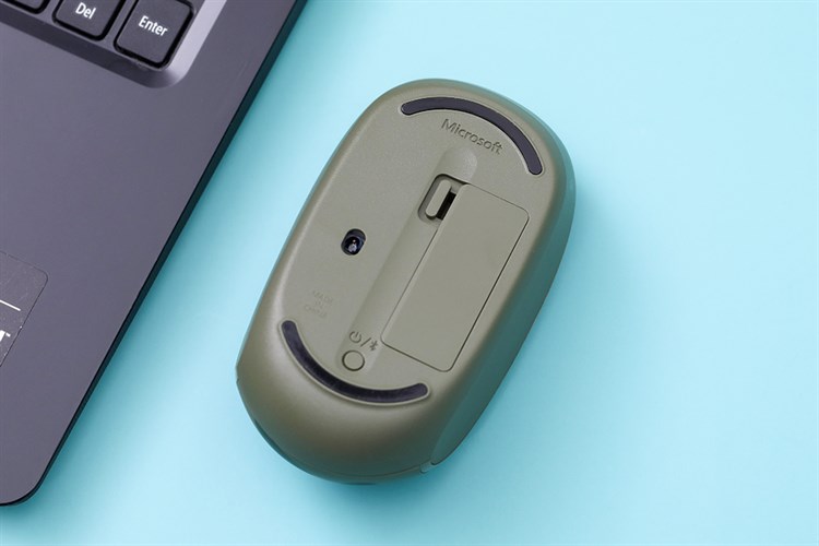 Chuột Bluetooth Microsoft Camo Màu Xanh rêu