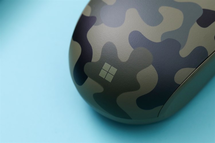 Chuột Bluetooth Microsoft Camo Màu Xanh rêu