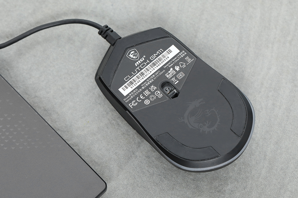 Chuột Có dây Gaming MSI Clutch GM11 Đen Màu Đen