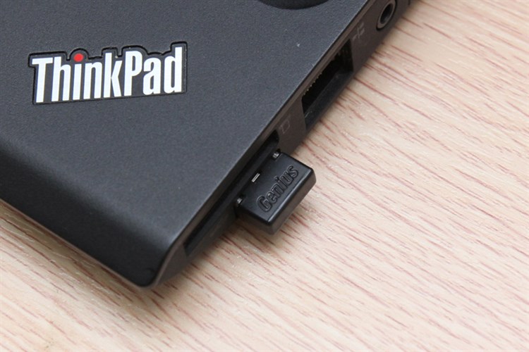 Chuột Không dây Genius NX 7010 Màu Đỏ