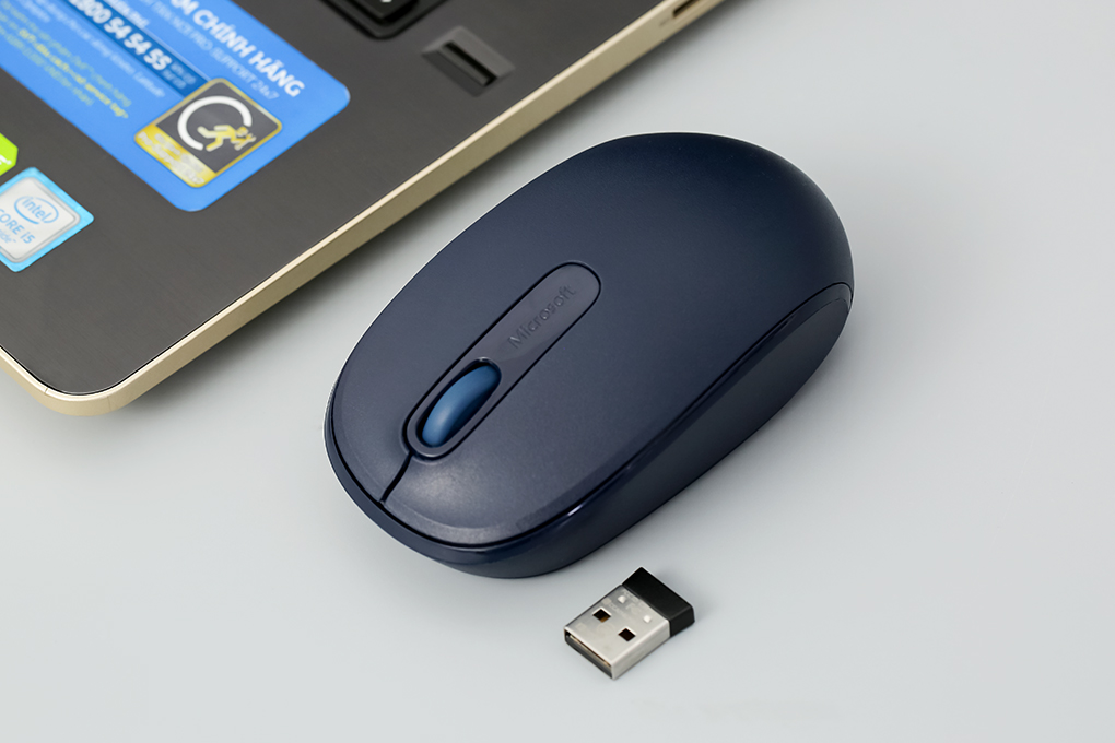 Chuột Không dây Microsoft 1850 Màu Xanh đen
