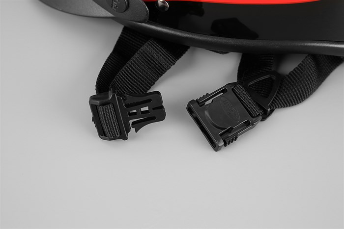 Mũ 1/2 size M Asia MT-105 đen đỏ Màu Đen - Đỏ