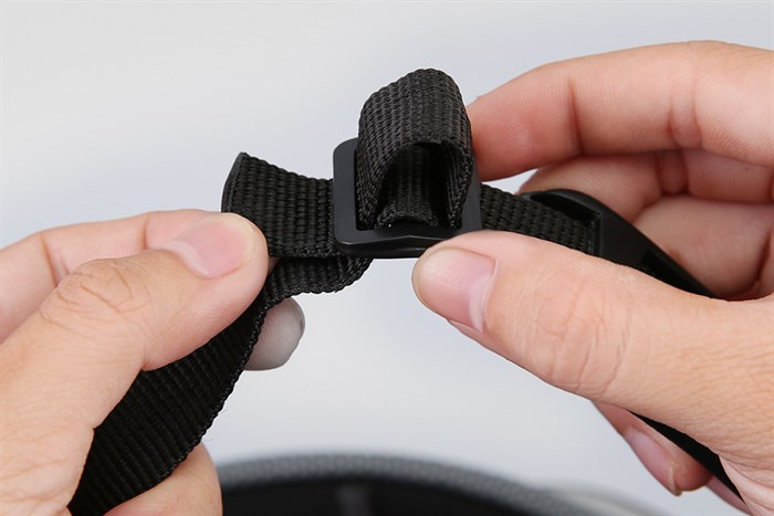 Mũ 1/2 size L Asia MT-114KC đen vàng Màu Đen - Vàng