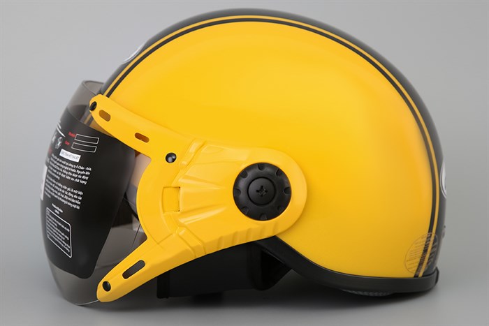 Mũ 1/2 size L Asia MT-114KC đen vàng Màu Đen - Vàng