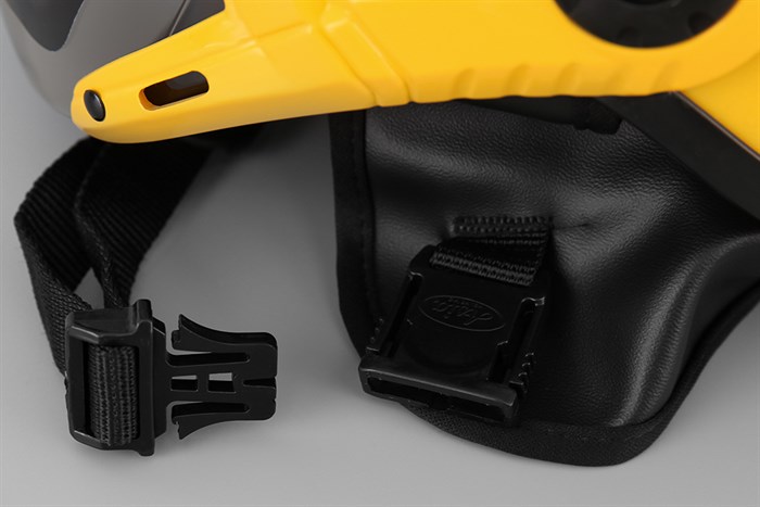 Mũ 1/2 size L Asia MT-114KC đen vàng Màu Đen - Vàng