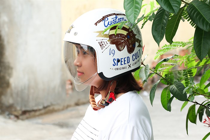 Mũ bảo hiểm 3/4 có kính size XL Royal M139 Trắng Màu Trắng