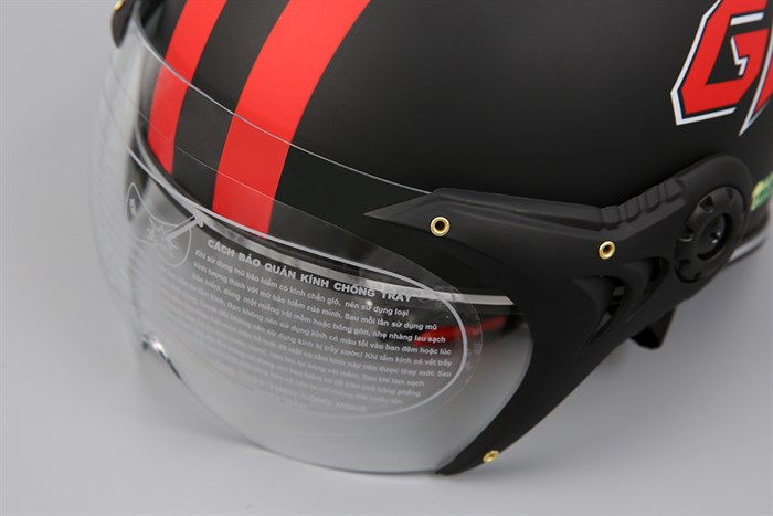 Mũ 1/2 Chita CT6B1(K) GP đen đỏ Màu Đen - Đỏ