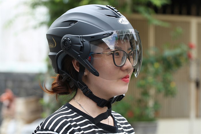 Mũ 1/2 size L Asia MT-117K đen Màu Đen