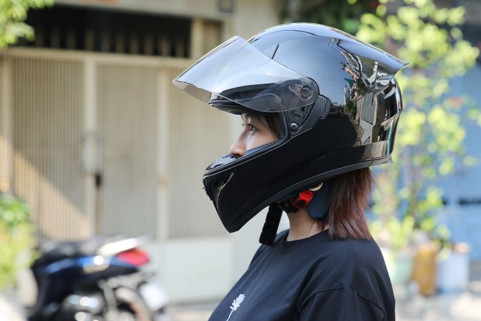 Mũ fullface Size XL Royal M138B đen Màu Đen