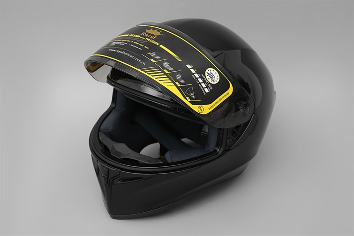 Mũ fullface Size XL Royal M138B đen Màu Đen