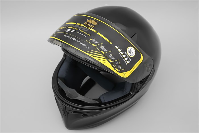 Mũ fullface Size XL Royal M138B đen Màu Đen