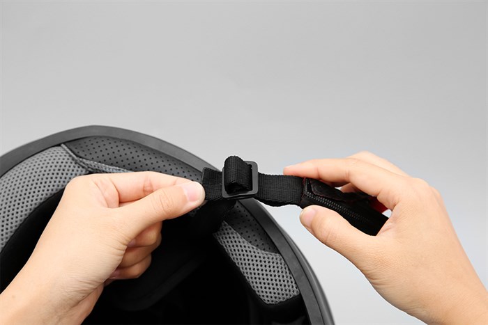 Mũ bảo hiểm fullface Size XL Royal M136 đen Màu Đen