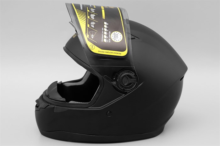 Mũ bảo hiểm fullface Size XL Royal M136 đen Màu Đen