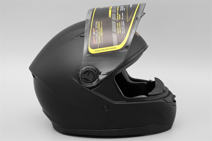 Mũ bảo hiểm fullface Size XL Royal M136 đen Màu Đen