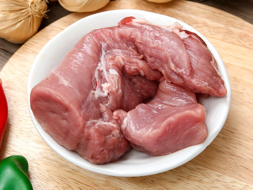 Thịt thăn heo CP khay 300g (1-2 miếng) 4