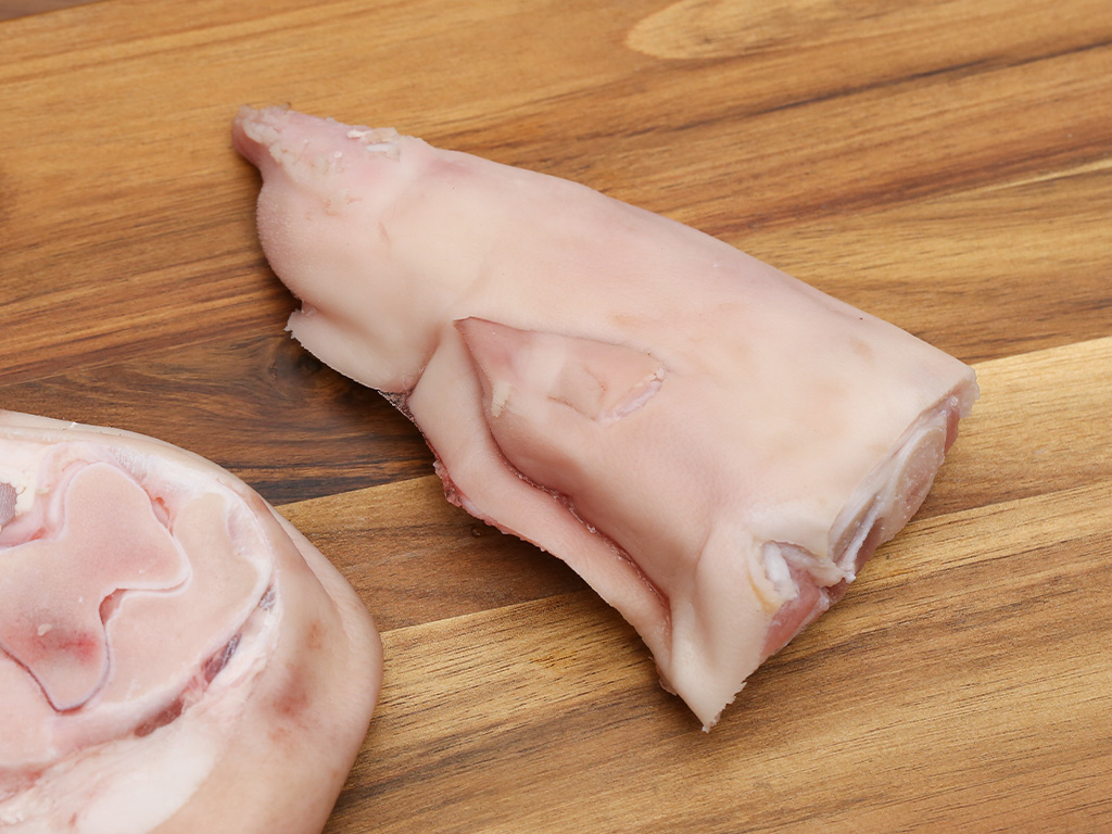 Chân giò heo nhập khẩu đông lạnh khay 300g 5