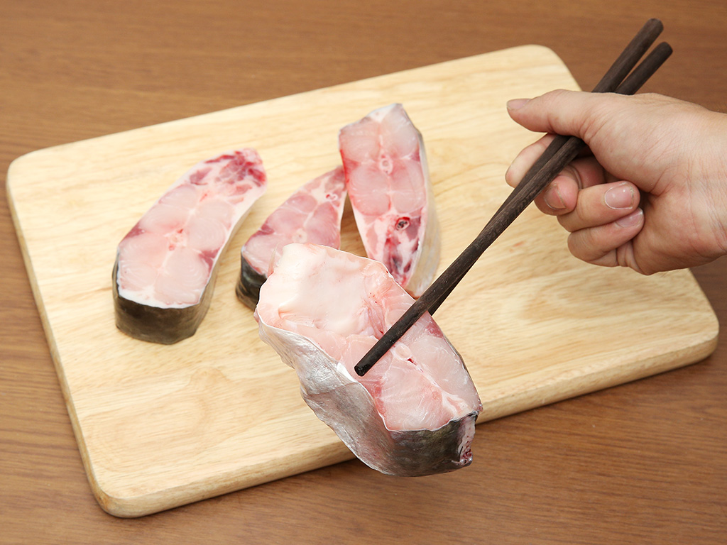 Cá basa cắt khúc khay 500g 10