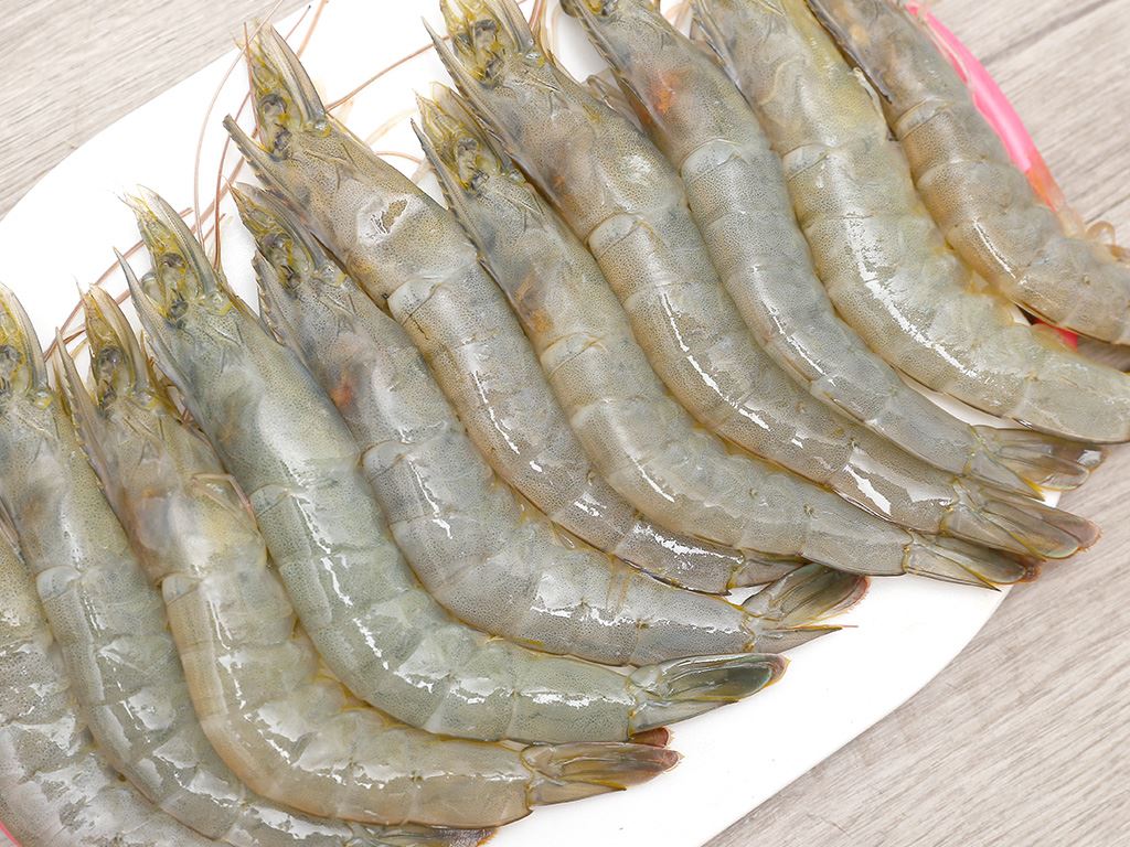 Tôm thẻ nguyên con khay 250g (10 - 13 con) 5
