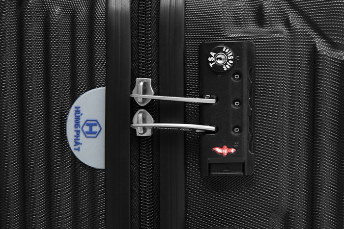 Vali nhựa 20 inch Hùng Phát 697 (Đen)