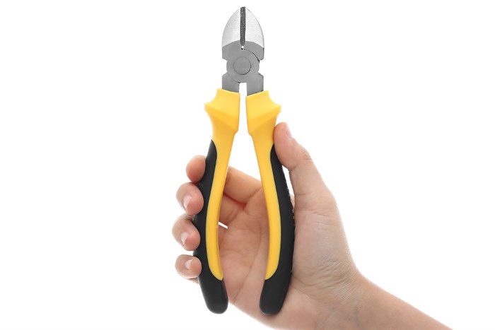 Kìm cắt Crownman 0502427 18.7 cm Màu Đen - Vàng