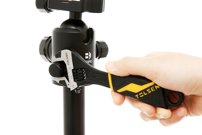 Mỏ lết cán nhựa đen Tolsen 20 mm 15308 Màu Đen - Vàng