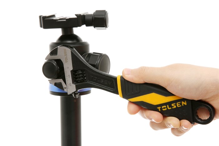 Mỏ lết cán nhựa đen Tolsen 27 mm 15309 Màu Đen - Vàng