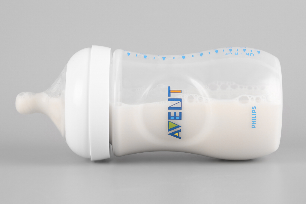 Bình sữa nhựa PP Philips Avent SCF693/13 260ml