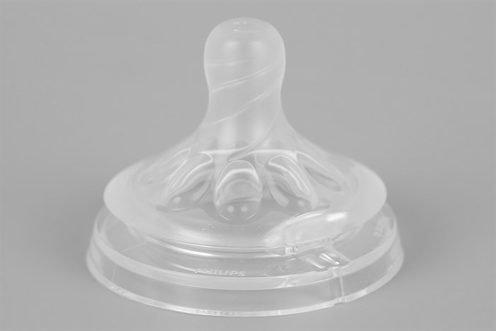 Núm ti silicone Philips Avent cho trẻ sơ sinh SCF651.23 Màu Trắng