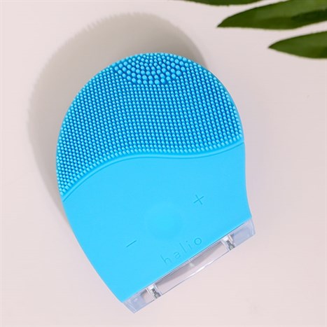Máy rửa mặt và massage Halio Sky Blue Màu Xanh da trời