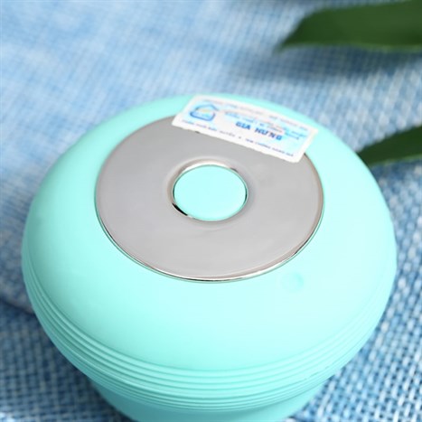 Máy rửa mặt và tẩy tế bào chết Rio Beauty FADM Màu Xanh mint