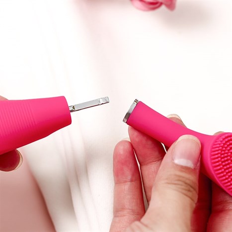 Máy rửa mặt và massage vùng mắt Rio Beauty FARA Màu Hồng