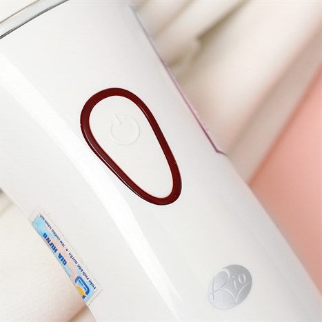 Máy rửa mặt 4 trong 1 Rio Beauty SHFA Màu Trắng