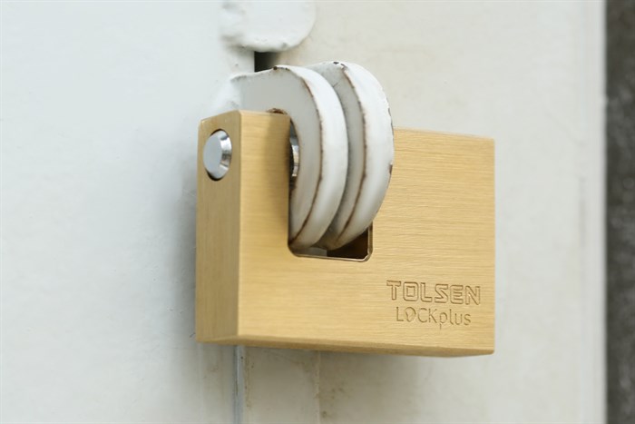 Ổ khóa đồng cầu ngang 60 mm Tolsen 55126