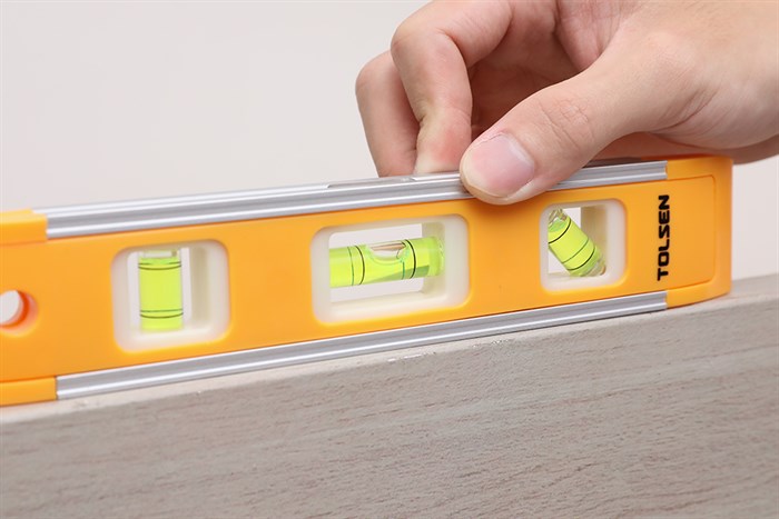 Thước thủy mini Tolsen 35059 22.5 cm Màu Đen - Cam