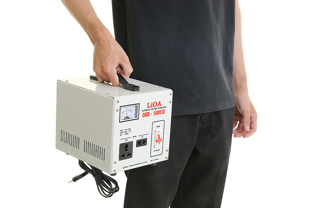 Ổn áp LiOA 1 pha 1kVA DRII-1000II Màu Xám nhạt