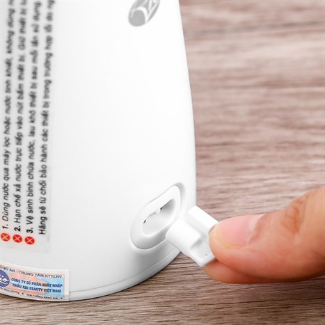 Máy tăm nước cầm tay Rio Beauty DCIR2 Màu Trắng