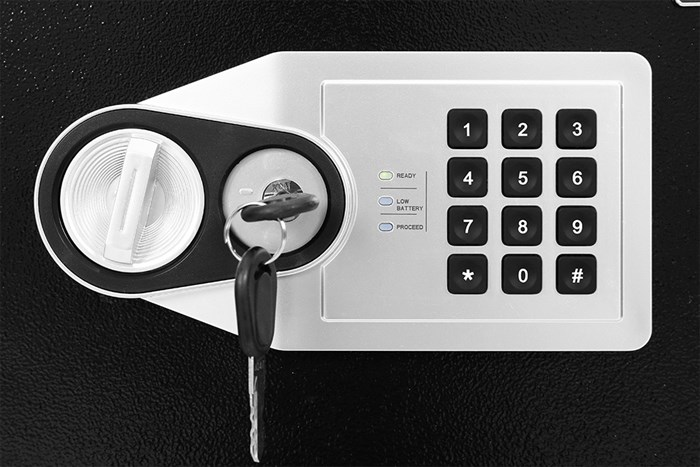 Két sắt cá nhân 29.1 lít Honeywell điện tử 5706