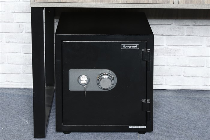 Két sắt 35 lít Honeywell khoá cơ 2105