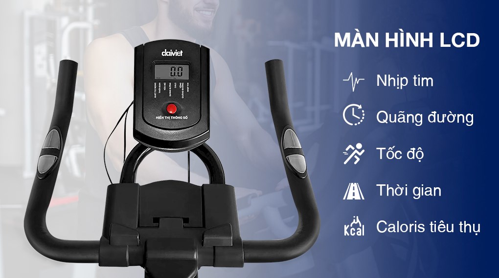 Xe đạp tập thể dục Makano MKXD-00002 được trang bị màn hình LCD hiển thị các thông số tập, giúp người dùng dễ dàng theo dõi và điều chỉnh cường độ tập