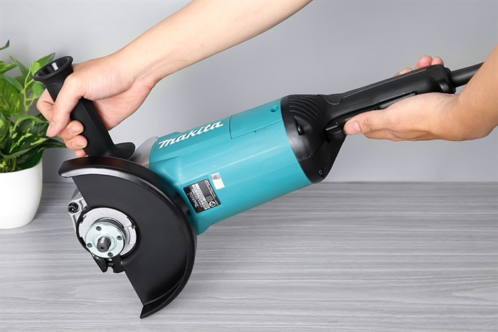 Máy mài góc Makita GA7060 2200W