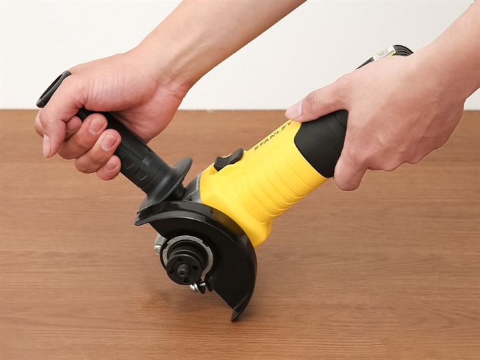 Máy mài góc Stanley STGS9100-B1 900W