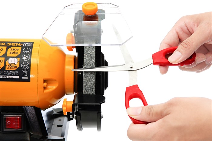 Máy mài hai đá Tolsen 79646 150W Màu Đen - Vàng