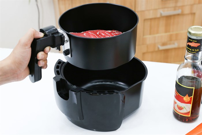 Nồi chiên không dầu Mishio MK01 2.6 lít Màu Đen