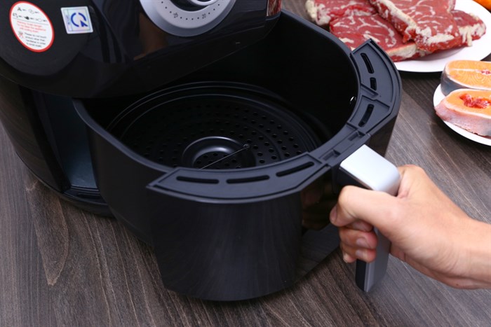 Nồi chiên không dầu Magic 4.4 lít A84 Màu Đen