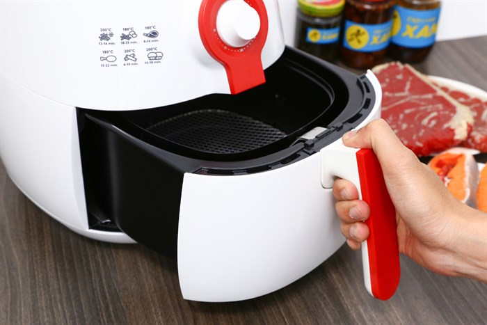 Nồi chiên không dầu Philips HD9217 1.8 lít Màu Trắng - Đỏ