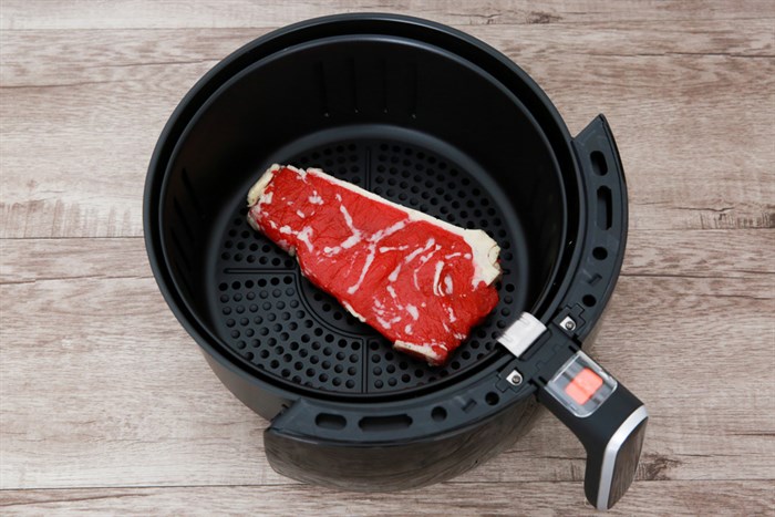 Nồi chiên không dầu BlueStone AFB-5870 5 lít Màu Đen