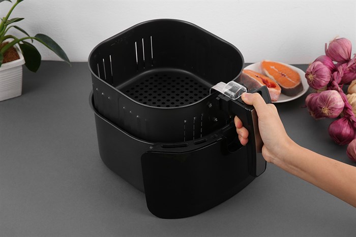 Nồi chiên không dầu Magic A-83 6 lít Màu Đen