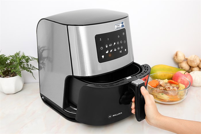 Nồi chiên không dầu Malloca MAF-06 6 lít Màu Bạc