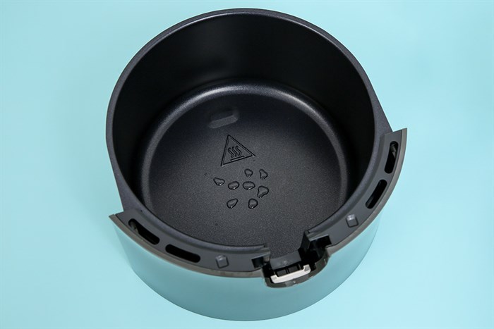 Nồi chiên không dầu Electrolux 3 lít E6AF1-220K Màu Đen